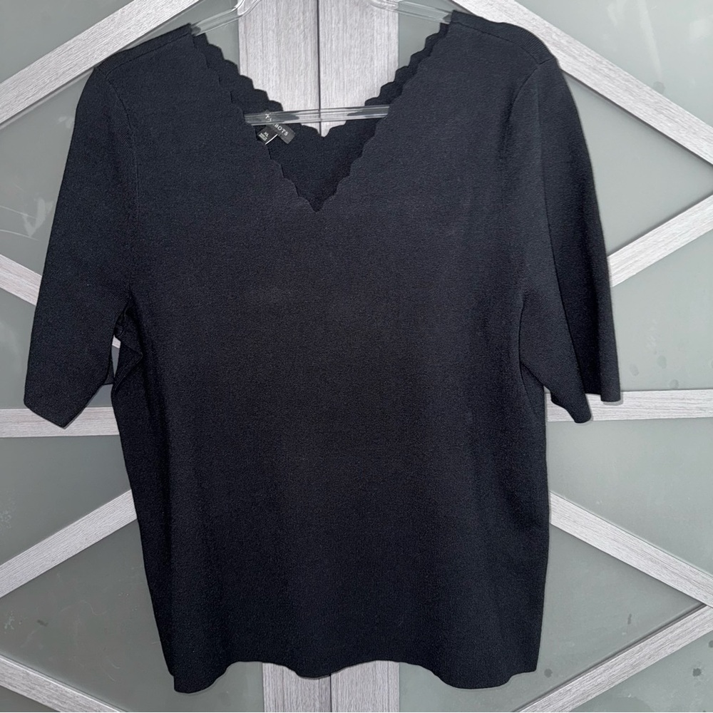 Talbot’s Black Scalloped V-Neck Top